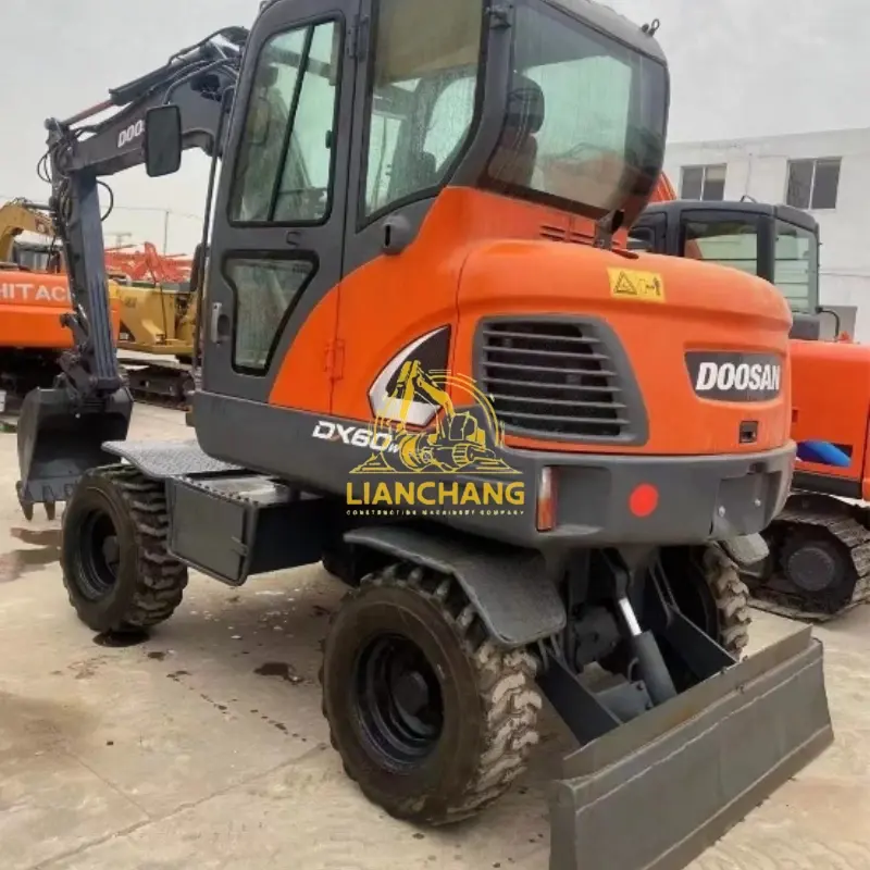 2022 Used DOOSAN DH60 Excavator used doosan dx60 for sale 3