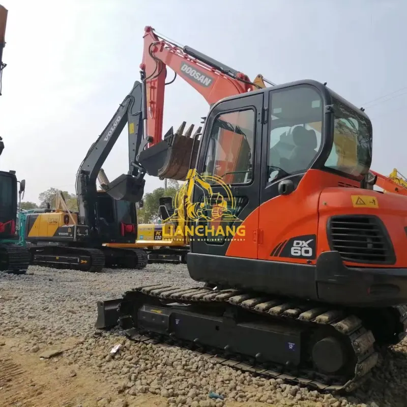 90 New Second Hand DOOSAN DX60 Excavator Doosan DX60 digger 2