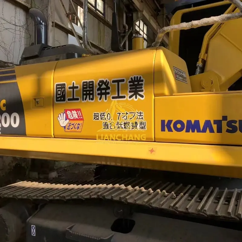 Durable second hand Komatsu PC200LC 8M0 excavator machinery 9