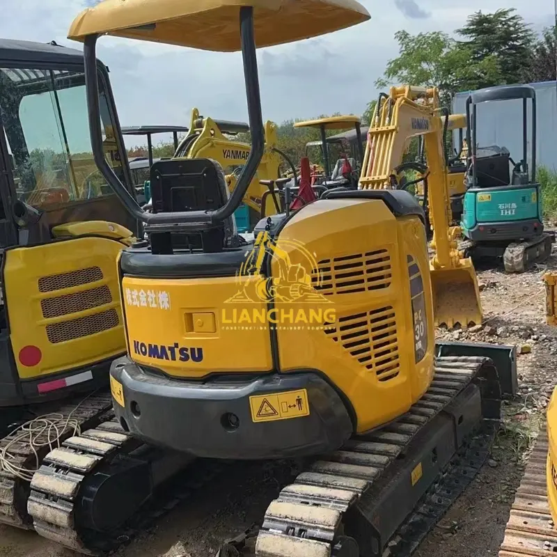 Excellent Condition Used komatsu pc30 mini excavator 4