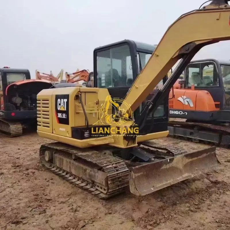 Good Condition Used CAT 305.5E 3 Ton Excavator for Sale 2