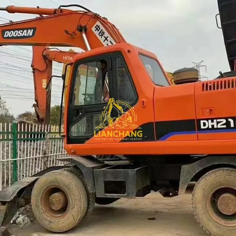 High performance Second hand Doosan 21 Ton 210 Wheeled Excavator 1