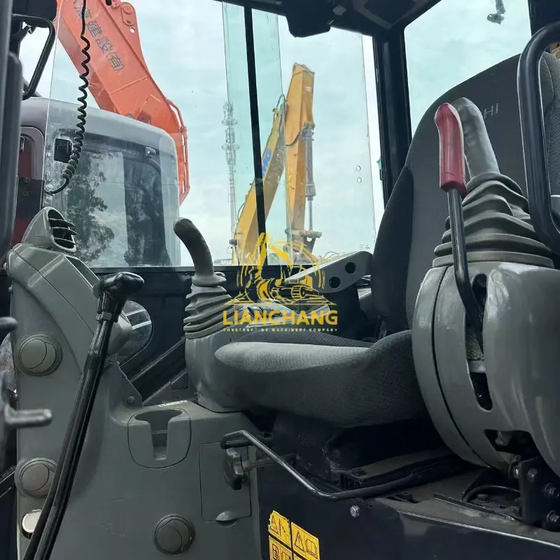 High quality second hand HITACHI 55 5A excavator at cheap price 13