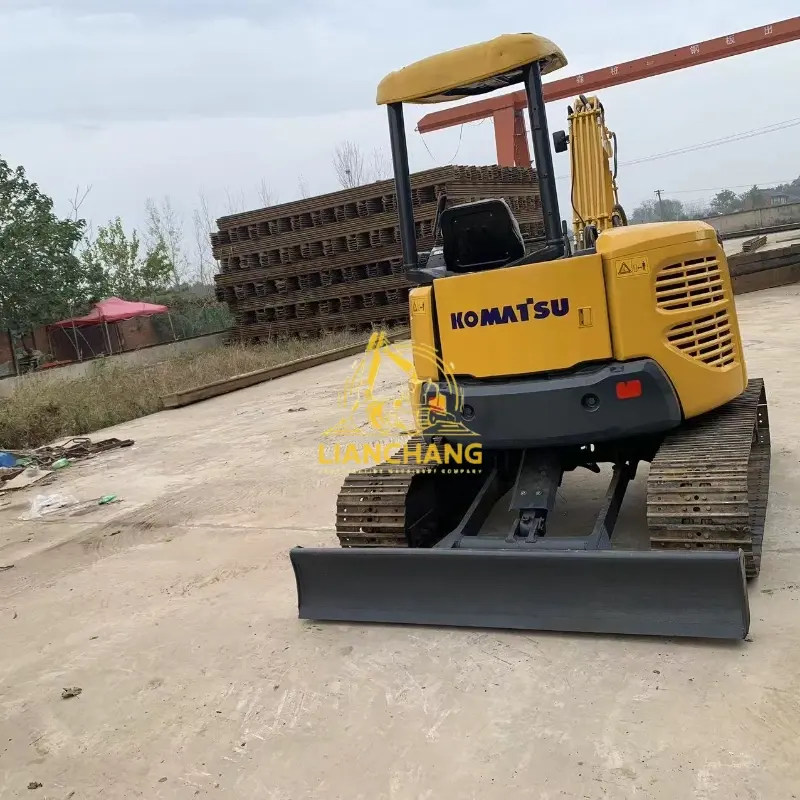 Japan 4 ton small machinery for sale komatsu pc40 Excavator 3