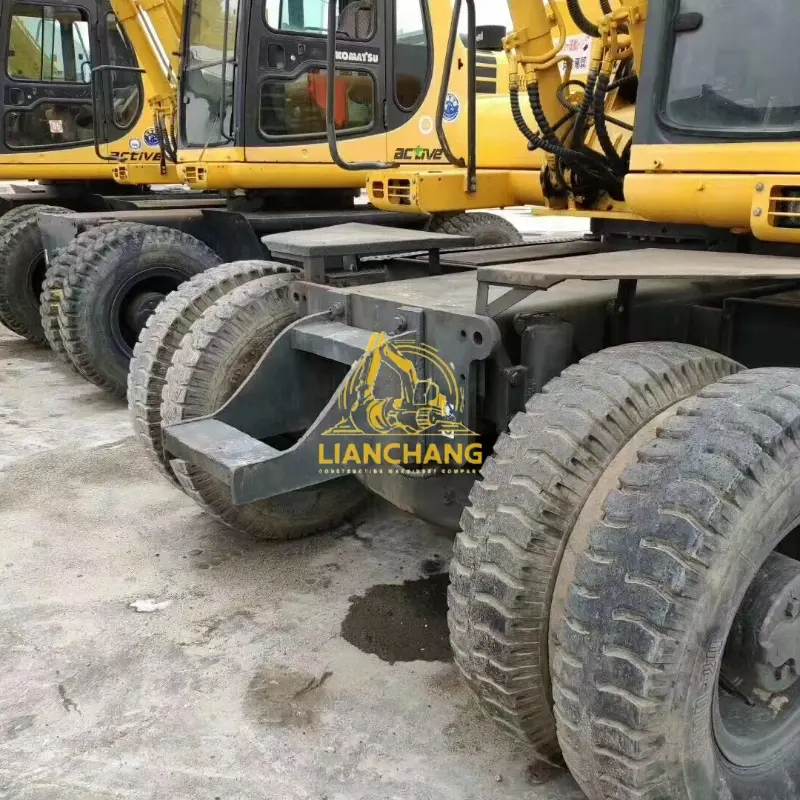 Korean 15 Ton Used Hyundai 150 Wheel Excavator for sale 7