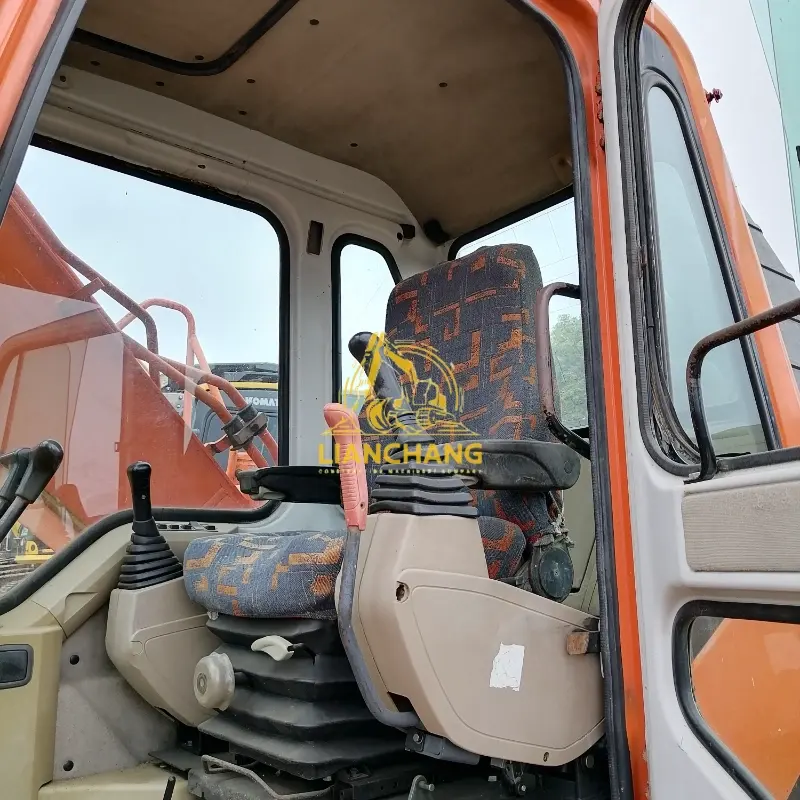 Second Hand Original 15 Ton Doosan DH150 Crawler Excavator 7