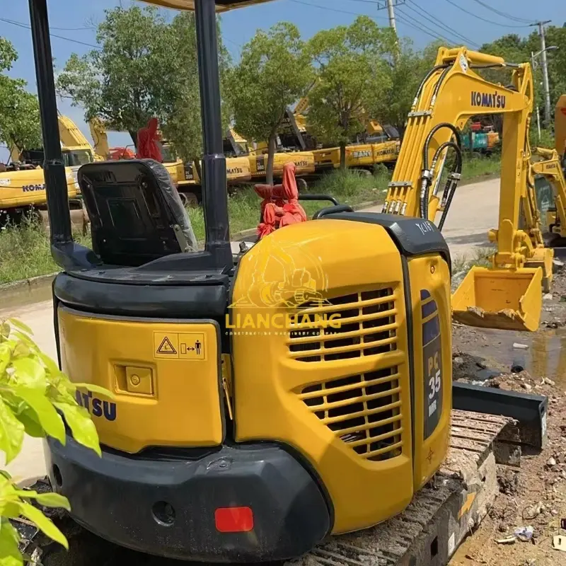 Second hand KOMATSU PC35 hydraulic crawler excavator mini digger 5