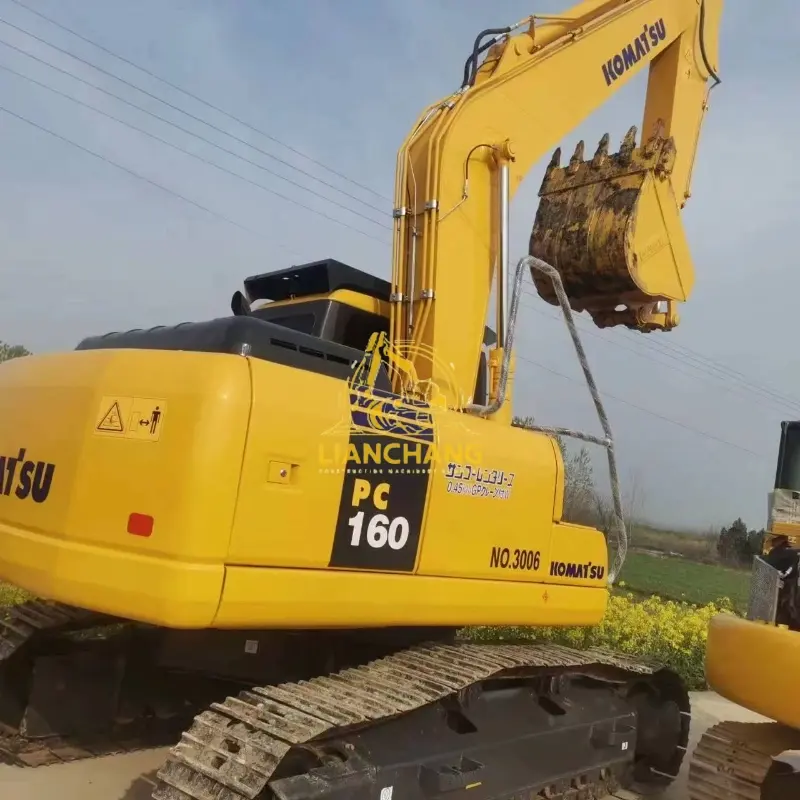 USED KOMATSU 160 7 earth moving excavator Komatsu Pc 160 7 Digger 2