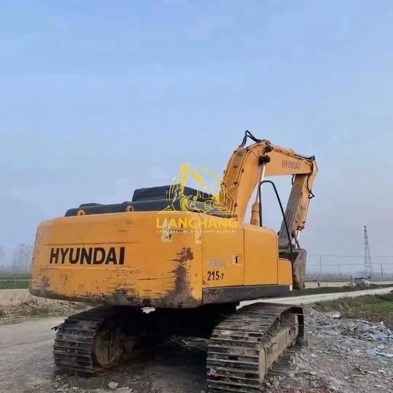 Used Hyundai 215 7 Excavator 1 1