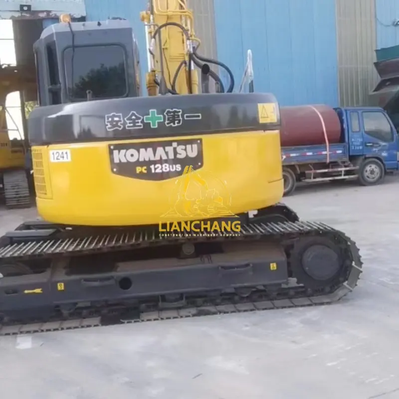 Used Komatsu PC128 Excavator 2