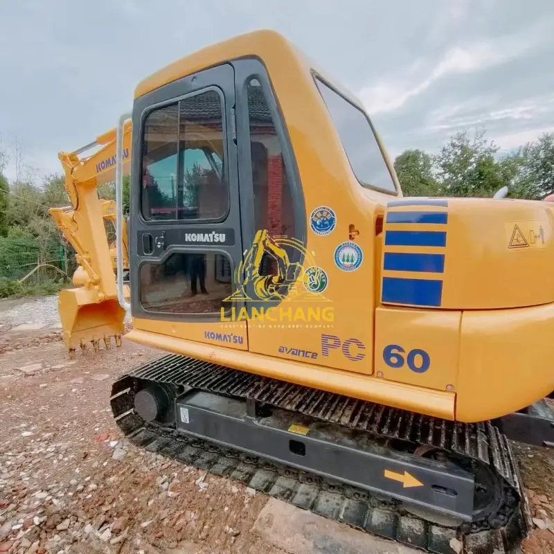 Used komatsu pc60-7 digging machine 6ton Mini Excavator