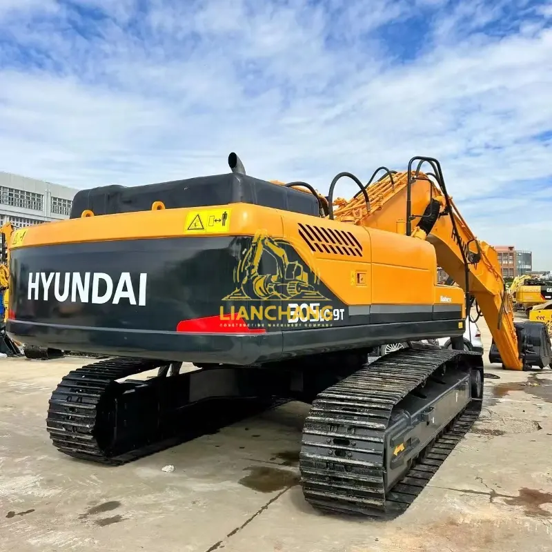 second hand crawler HYUNDAI 305 9T excavator 2 1